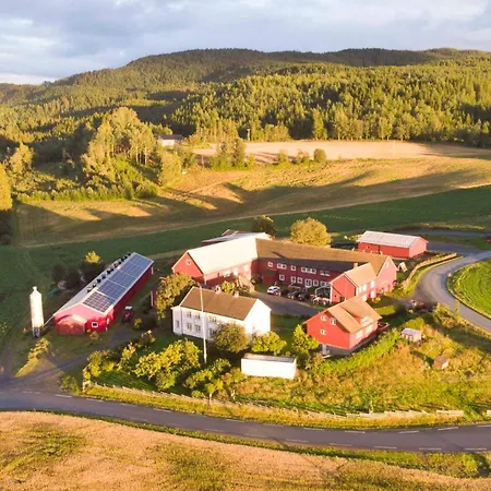 Munkeby Farm stay *